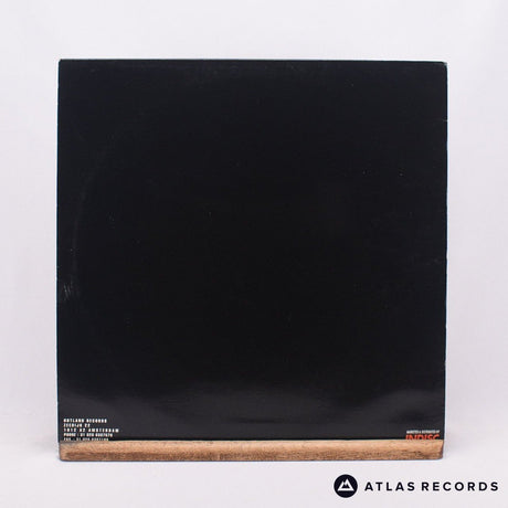 Chiquita - Cavity - 12" Vinyl Record - VG+/EX