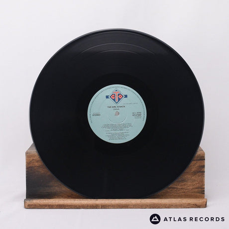 Dana - The Girl Is Back - Lyric Sheet LP Vinyl Record - EX/EX