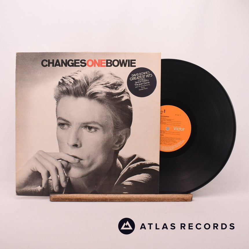 David Bowie ChangesOneBowie LP Vinyl Record - Front Cover & Record