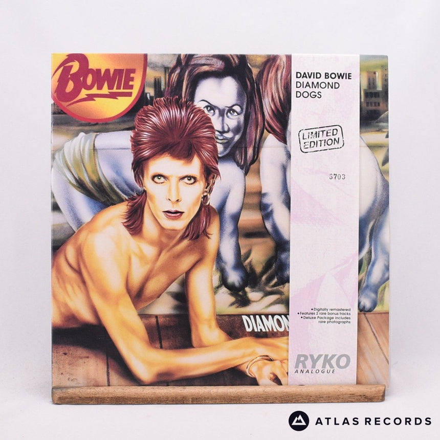 David Bowie Diamond Dogs LP Vinyl Record - Front Cover & Record