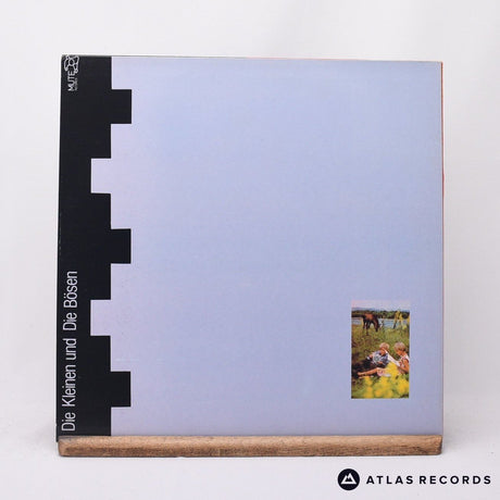 Deutsch Amerikanische Freundschaft - Die Kleinen Und Die Bösen - LP Vinyl Record