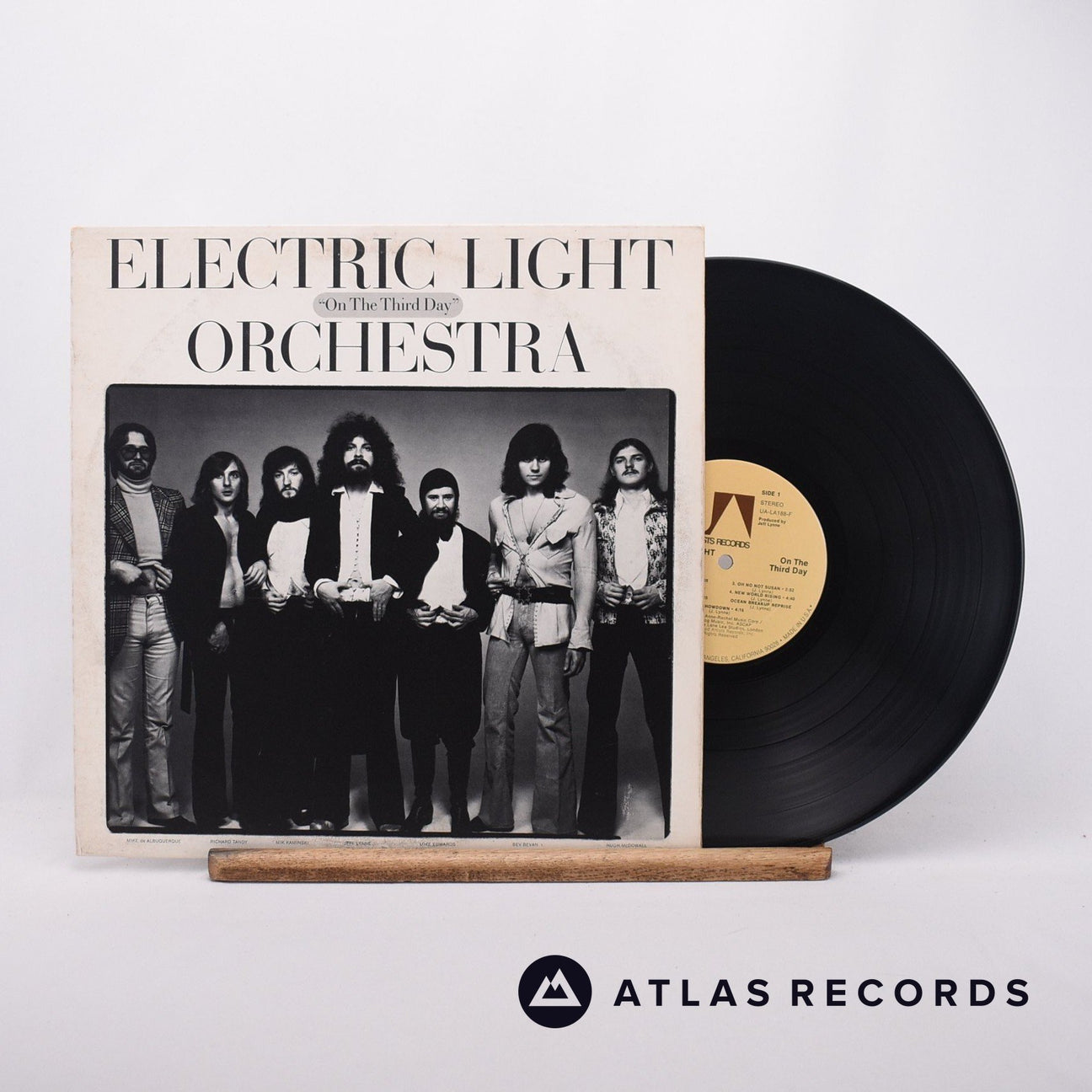 Electric Light Orchestra On The Third Day LP Vinyl Record - Front Cover & Record
