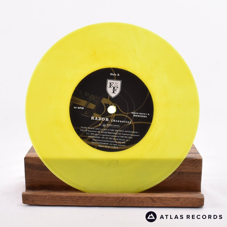 Foo Fighters - DOA - Yellow Marbled 7" Vinyl Record - NM/NM