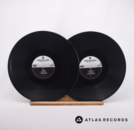 Foo Fighters - Greatest Hits - Embossed Sleeve 2 x LP Vinyl Record - NM/EX