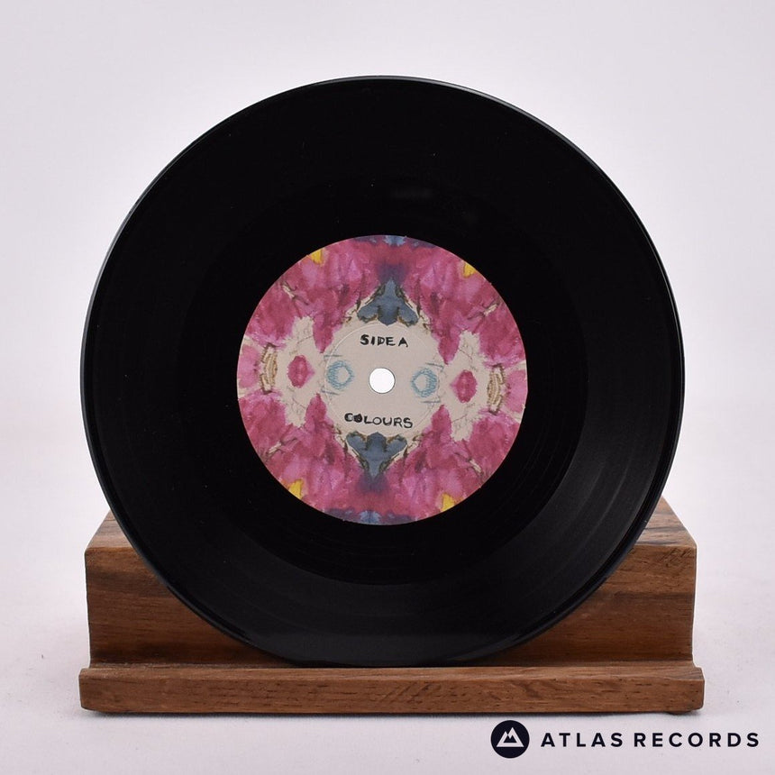 Grouplove - Colours - Signed 7" Vinyl Record - NM/NM