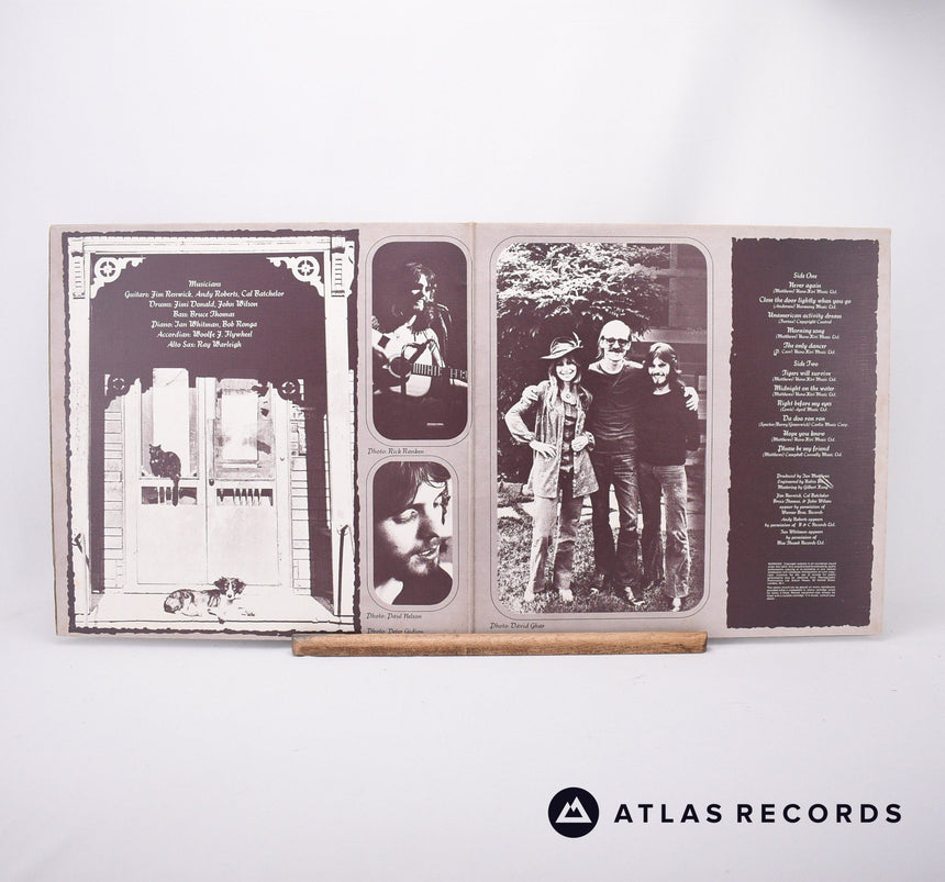 Iain Matthews - Tigers Will Survive - LP Vinyl Record - VG+/EX