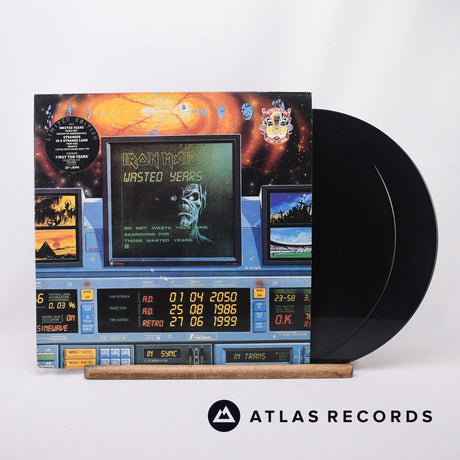 Iron Maiden Wasted Years · Stranger In A Strange Land 2 x 12" Vinyl Record - Front Cover & Record