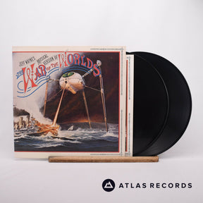 Jeff Wayne Jeff Wayne's Musical Version Of The War Of The Worlds 2 x LP Vinyl Record - Front Cover & Record