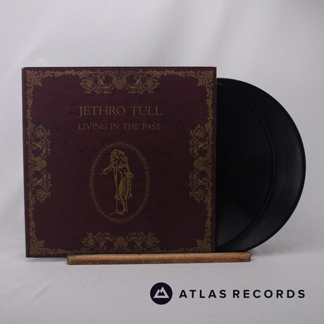 Jethro Tull Living In The Past 2 x LP Vinyl Record - Front Cover & Record