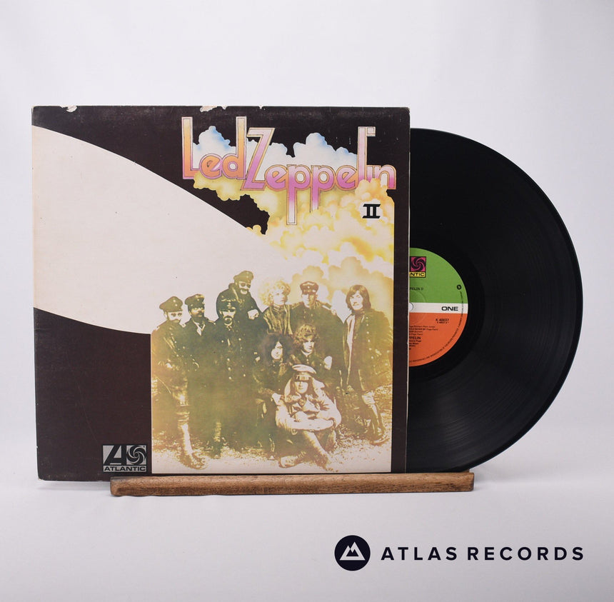 Led Zeppelin Led Zeppelin II LP Vinyl Record - Front Cover & Record