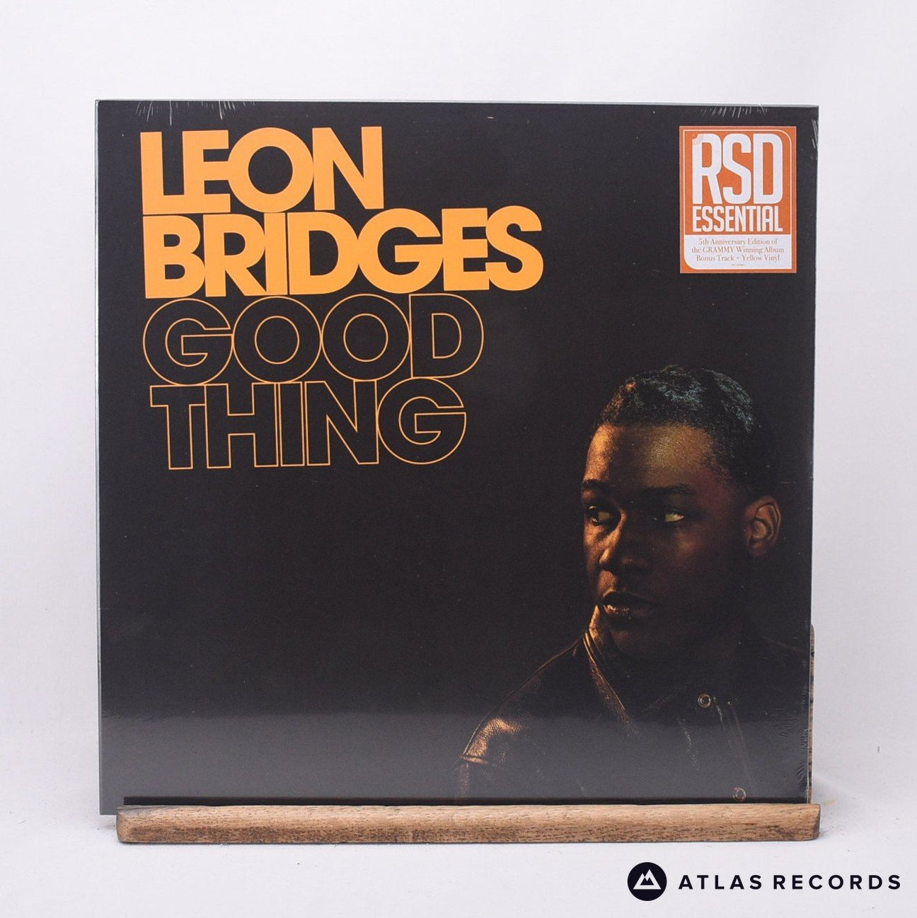 Leon Bridges Good Thing LP Vinyl Record - Front Cover & Record