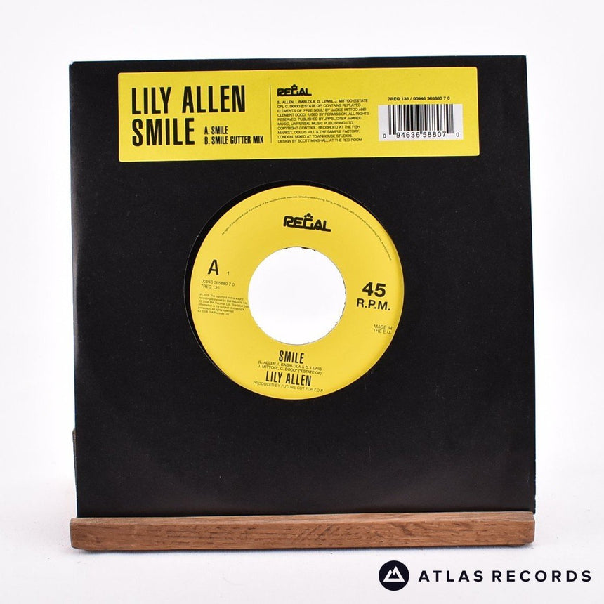Lily Allen Smile 7" Vinyl Record - In Sleeve