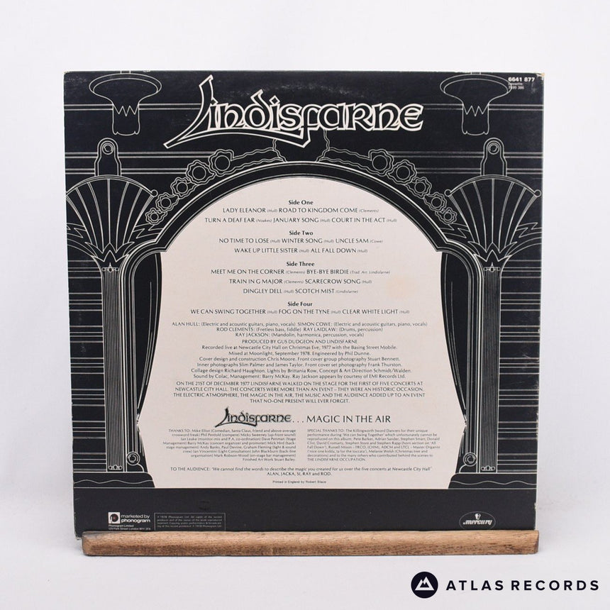 Lindisfarne - Magic In The Air (Live) - Gatefold 2 x LP Vinyl Record - EX/EX