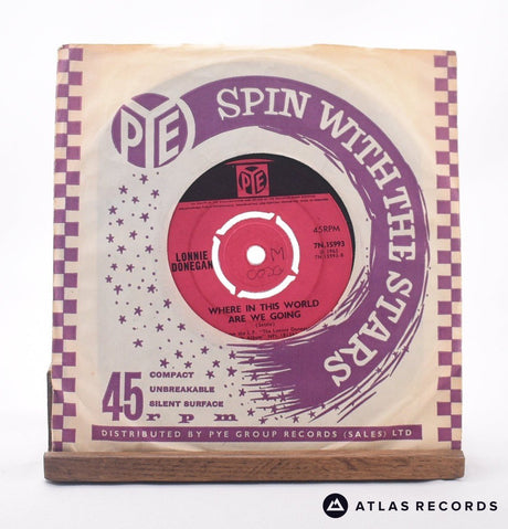 Lonnie Donegan - World Cup Willie - 7" Vinyl Record - VG+/VG+