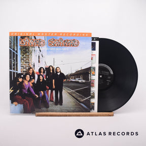 Lynyrd Skynyrd (Pronounced 'Lĕh-'nérd 'Skin-'nérd) LP Vinyl Record - Front Cover & Record