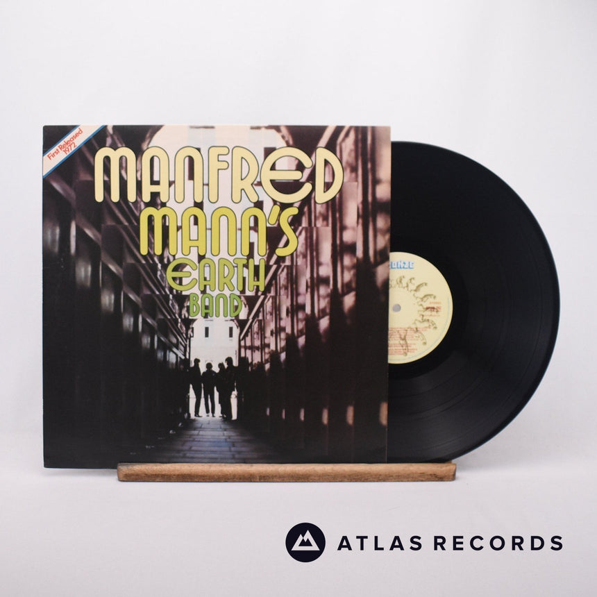 Manfred Mann's Earth Band Manfred Mann's Earth Band LP Vinyl Record - Front Cover & Record