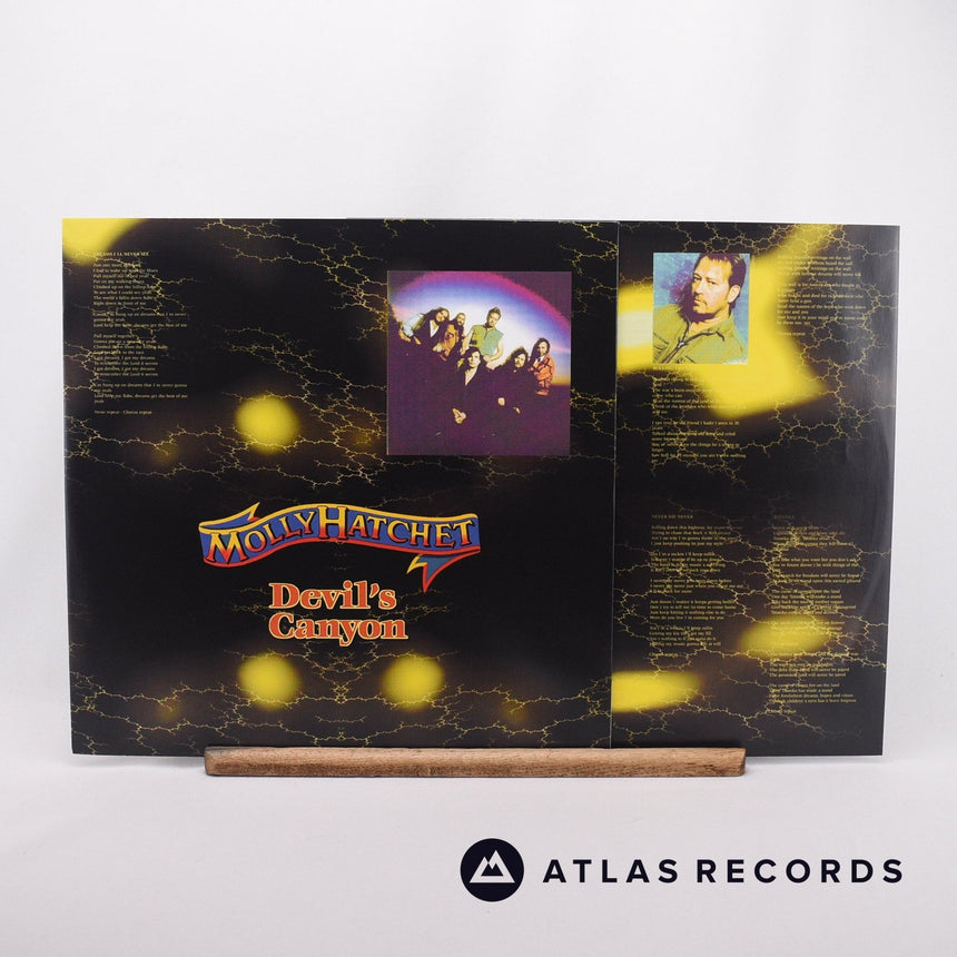 Molly Hatchet - Devil's Canyon - Reissue Gatefold 2 x LP Vinyl Record - NM/NM