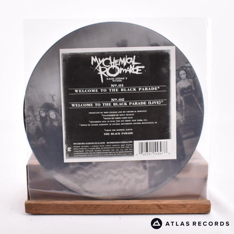 My Chemical Romance Welcome To The Black Parade 7" Vinyl Record - Front Cover & Record