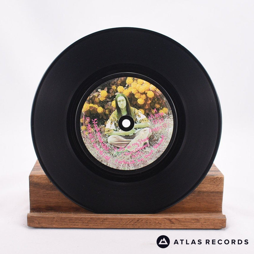 Neil - Hole In My Shoe - 7" Vinyl Record - EX/VG+