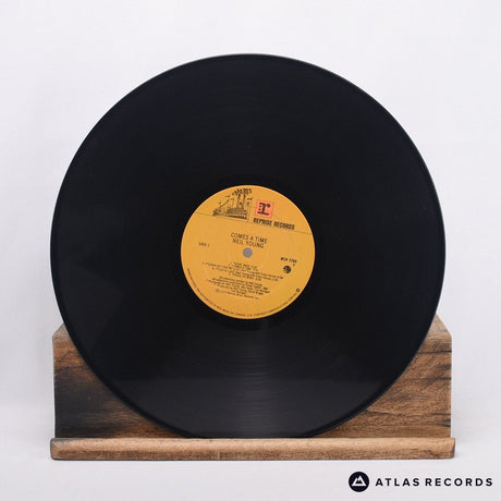 Neil Young - Comes A Time - Canada S1 S2 LP Vinyl Record - VG+/EX