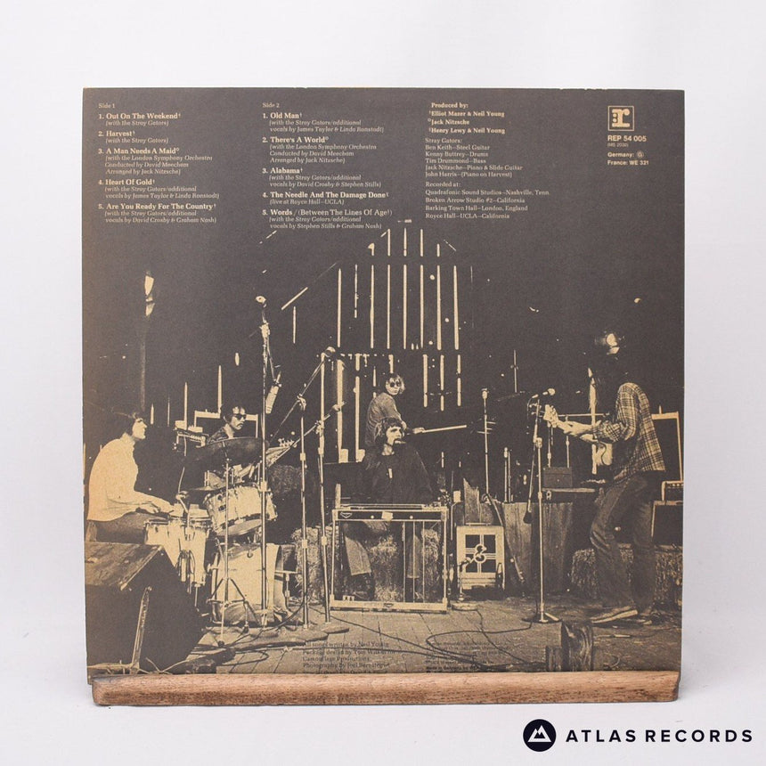 Neil Young - Harvest - Lyric Sheet Reissue Strawberry LP Vinyl Record - EX/EX