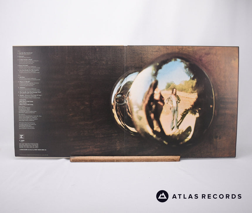 Neil Young - Harvest - Lyric Sheet Reissue A2 B3 LP Vinyl Record - EX/VG+