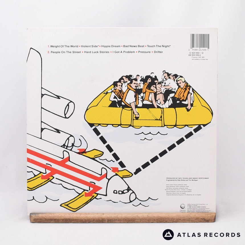 Neil Young - Landing On Water - LP Vinyl Record - EX/EX