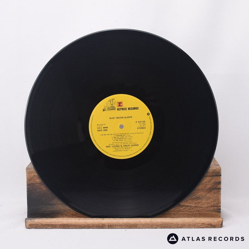 Neil Young - Rust Never Sleeps - Lyric Sheet A2 B1 LP Vinyl Record - EX/EX