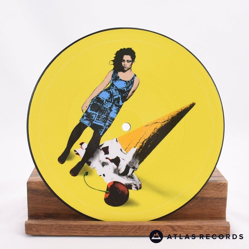 New Young Pony Club - Ice Cream - Picture Disc 7" Vinyl Record - EX/NM