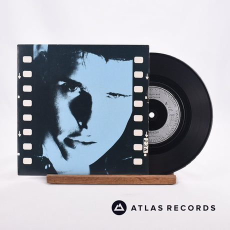 Paul Quinn Pale Blue Eyes 7" Vinyl Record - Front Cover & Record