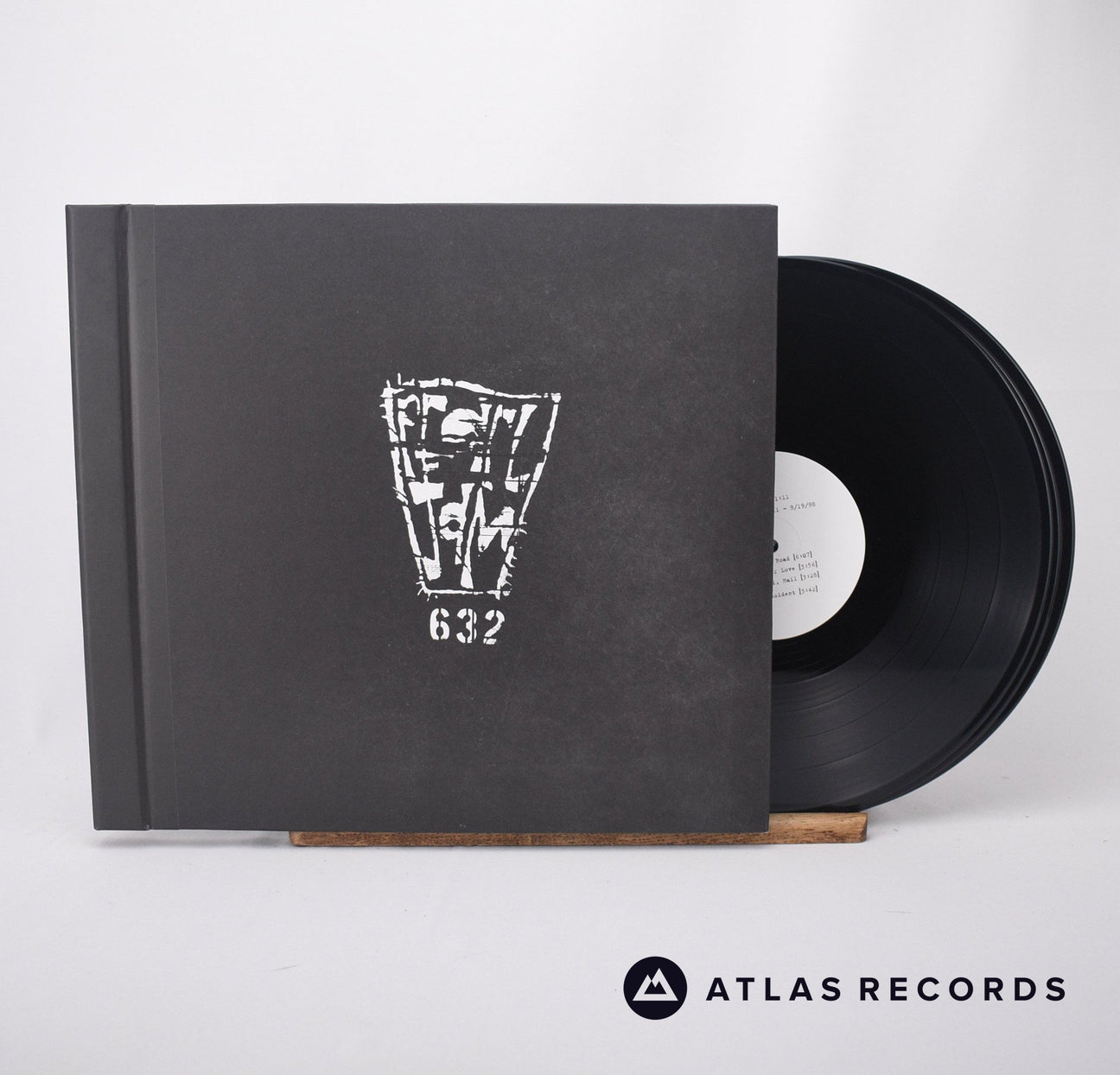 Pearl Jam Constitution Hall, Washington, DC 9/19/1998 3 x LP Vinyl Record - Front Cover & Record