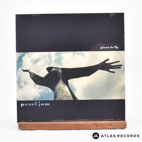 Pearl Jam Given To Fly 7" Vinyl Record - Front Cover & Record