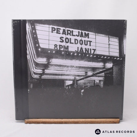 Pearl Jam Moore Theater 1/17/92 2 x LP Vinyl Record - Front Cover & Record