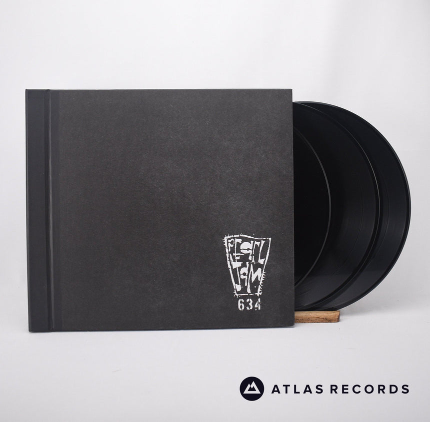 Pearl Jam Mt. Baker Theater 5/10/00 3 x LP Vinyl Record - Front Cover & Record