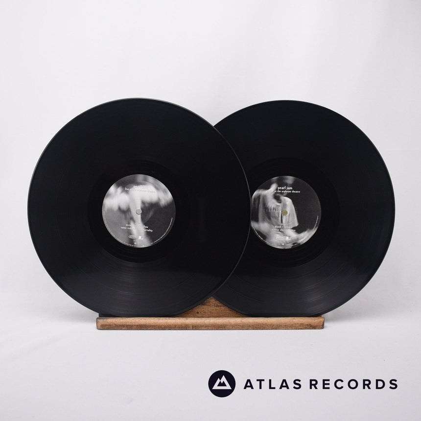 Pearl Jam - Vs. - 5 x LP + Cassette Vinyl Record