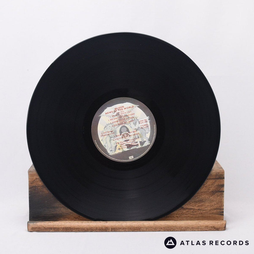 Queen - News Of The World - Gatefold LP Vinyl Record - EX/EX