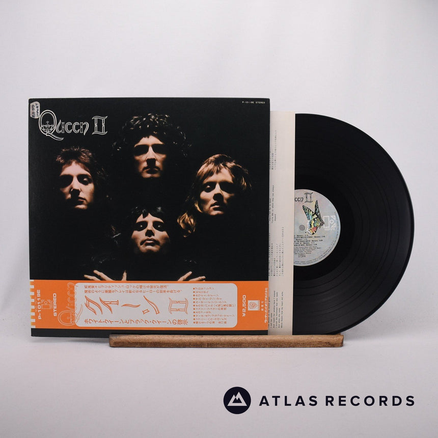Queen Queen II = クイーン II ―ホワイト・クイーンとブラック・クイーンの啓示― LP Vinyl Record - Front Cover & Record