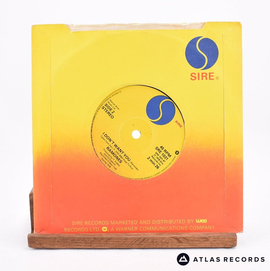 Ramones - Don't Come Close - 7" Vinyl Record - VG+/EX