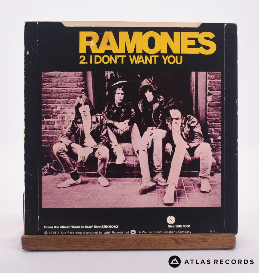 Ramones - Don't Come Close - Yellow 7" Vinyl Record - VG+/EX