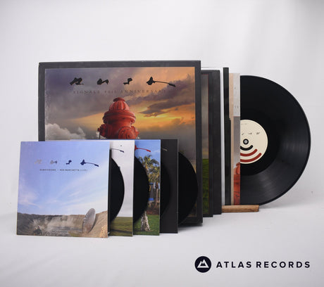 Rush Signals LP + 4 x 7" Vinyl Record - Front Cover & Record