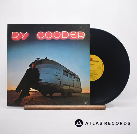 Ry Cooder Ry Cooder LP Vinyl Record - Front Cover & Record