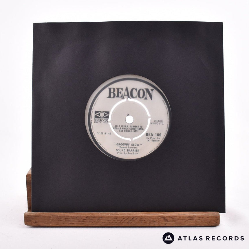 Sound Barrier - She Always Comes Back To Me - 7" Vinyl Record - VG+