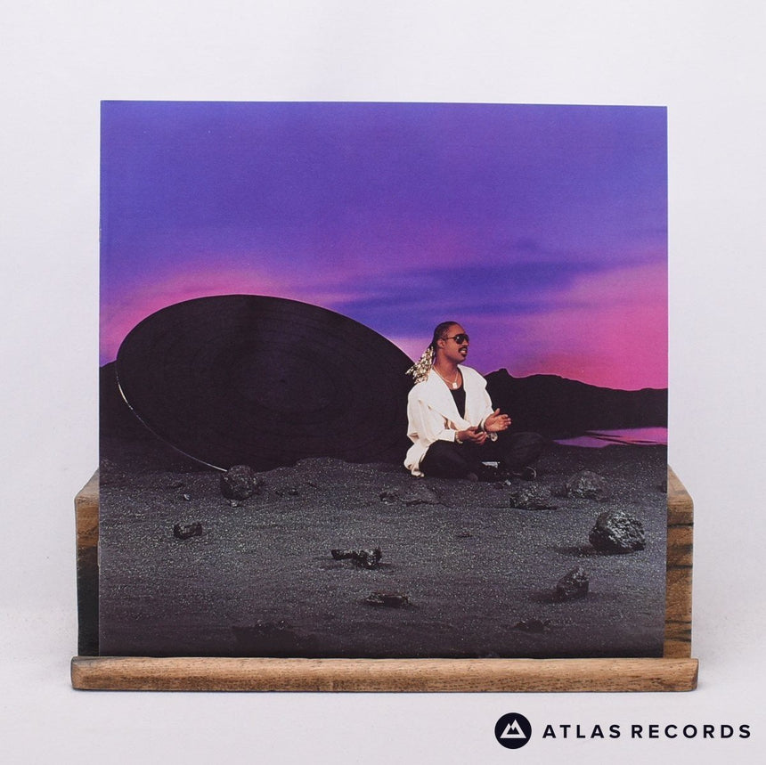 Stevie Wonder - In Square Circle - Embossed Sleeve LP Vinyl Record - EX/EX