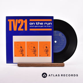 TV21 On The Run 7" Vinyl Record - Front Cover & Record