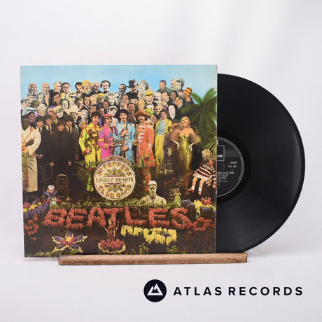 The Beatles Sgt Peppers Lonely Hearts Club Band LP Vinyl Record - Front Cover & Record