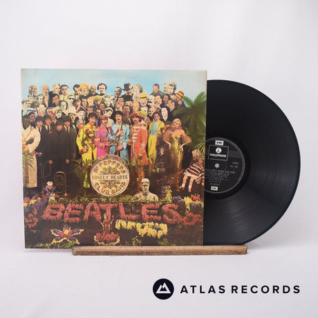 The Beatles Sgt Peppers Lonely Hearts Club Band LP Vinyl Record - Front Cover & Record