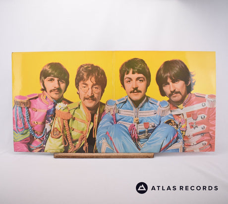 The Beatles - Sgt. Pepper's Lonely Hearts Club Band - LP Vinyl Record - EX/EX