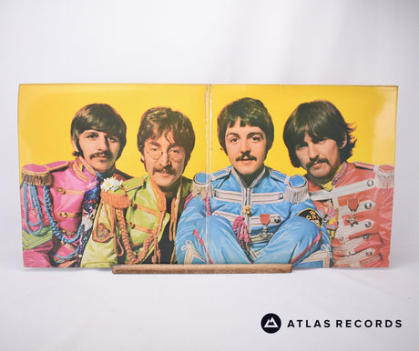The Beatles - Sgt. Pepper's Lonely Hearts Club Band - LP Vinyl Record - VG+/VG+