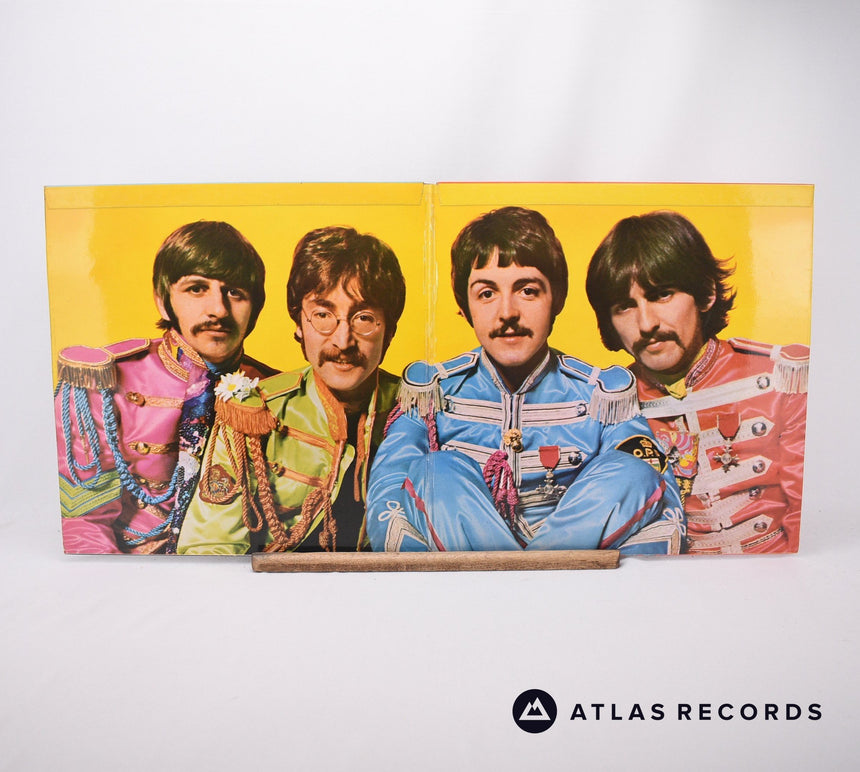 The Beatles - Sgt. Pepper's Lonely Hearts Club Band - LP Vinyl Record