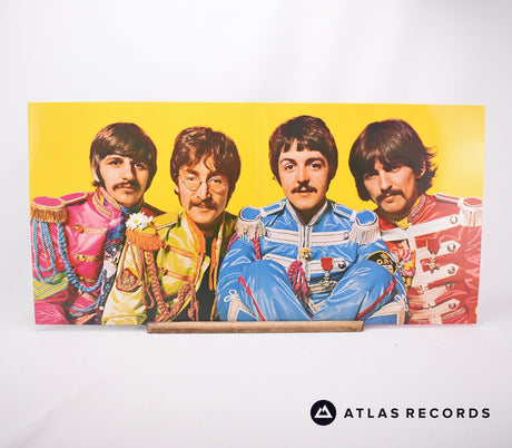 The Beatles - Sgt. Pepper's Lonely Hearts Club Band - LP Vinyl Record